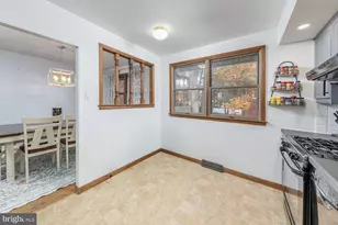 2 White Birch Ct, Washington Township, NJ 08012 - Photo 9