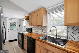 320 New Jersey Ave, National Park, NJ 08063 - Photo 9