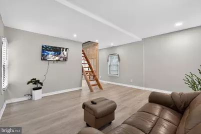 320 New Jersey Avenue, National Park, NJ 08063 - Photo 5