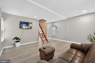 320 New Jersey Ave, National Park, NJ 08063 - Photo 5