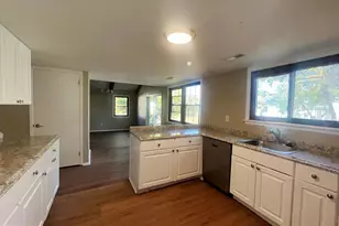 111 Peachwood Dr, Swedesboro, NJ 08085 - Photo 7