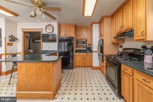 300 Asbury Ave, National Park, NJ 08063 - Photo 13