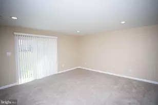 239 Macoun Way, Glassboro, NJ 08028 - Photo 5