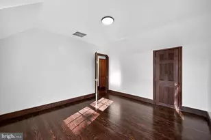 400 Poplar Ave, Woodbury Heights, NJ 08097 - Photo 17