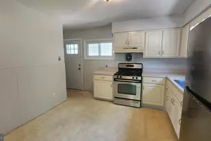 216 Pomona Ave, Glassboro, NJ 08028 - Photo 5