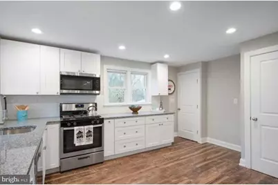 14 Sewell Street, Glassboro, NJ 08028 - Photo 7