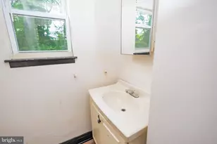 32 Beau Rivage Dr, Glassboro, NJ 08028 - Photo 5