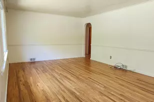 117 N Girard Rd, Glassboro, NJ 08028 - Photo 5