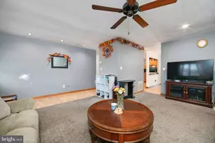 192 Altair Dr, Sewell, NJ 08080 - Photo 3