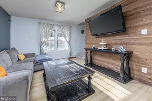 211 Hollywood Ave, Elk Township, NJ 08343 - Photo 9