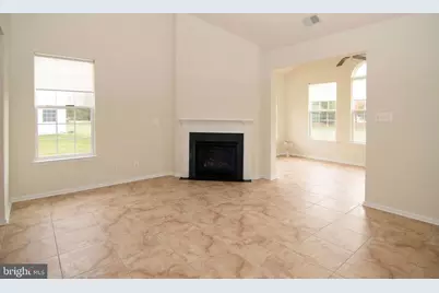 13 W Dehart Avenue, Clayton, NJ 08312 - Photo 17