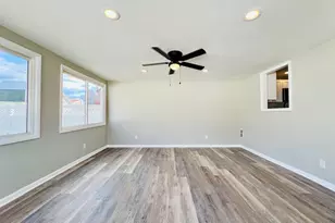 119 Railroad Ave, Swedesboro, NJ 08085 - Photo 9