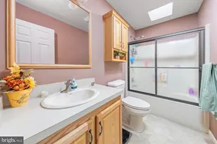 165 Dorian Dr, Monroe Township, NJ 08094 - Photo 15