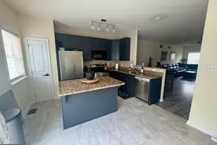 510 Boxwood Ln, Woodbury, NJ 08096 - Photo 3