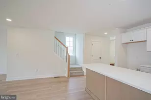 300 Lincoln Ave, Paulsboro, NJ 08066 - Photo 9