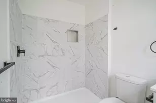 300 Lincoln Ave, Paulsboro, NJ 08066 - Photo 25