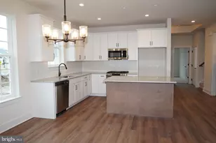 9 Redkist Dr, Harrison Township, NJ 08062 - Photo 9