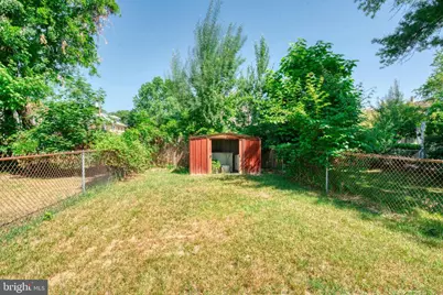 225 W Buck Street, Paulsboro, NJ 08066 - Photo 5