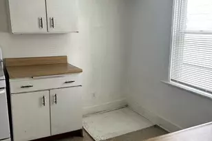 225 W Buck St, Paulsboro, NJ 08066 - Photo 19