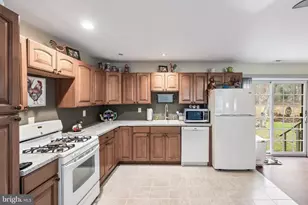 315 Laurel Ave, Monroe Township, NJ 08094 - Photo 39