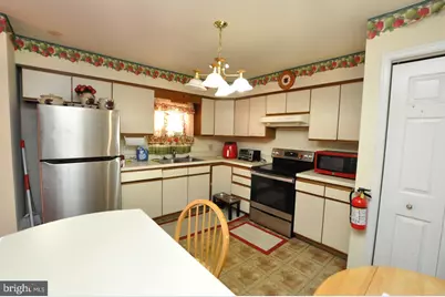 818 Mail Avenue, Woodbury, NJ 08096 - Photo 11