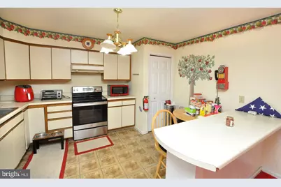 818 Mail Avenue, Woodbury, NJ 08096 - Photo 9