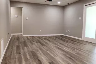 16 Pickwick Pl, Sewell, NJ 08080 - Photo 5