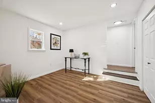 100 Stage Coach Rd, Monroe Township, NJ 08094 - Photo 5