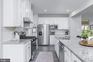 213 Spring Beauty Dr, Monroe Township, NJ 08094 - Photo 13