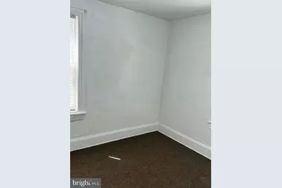 225 W Buck Street, Paulsboro, NJ 08066 - Photo 9