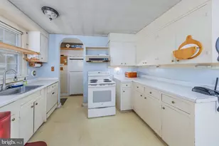 334 Lincoln Ave, Paulsboro, NJ 08066 - Photo 5