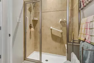 504 Castlebay Dr, Monroe Township, NJ 08094 - Photo 11