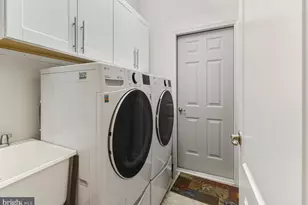 504 Castlebay Dr, Monroe Township, NJ 08094 - Photo 15