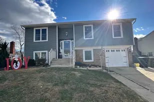 304 Thackeray, Monroe Township, NJ 08094 - Photo 3