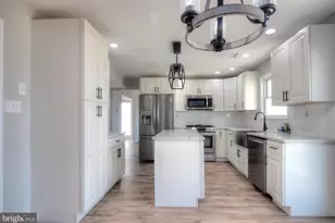 36 Saddlebrook Dr, Sewell, NJ 08080 - Photo 27