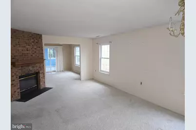 27 Kelly Drive, West Deptford, NJ 08096 - Photo 5