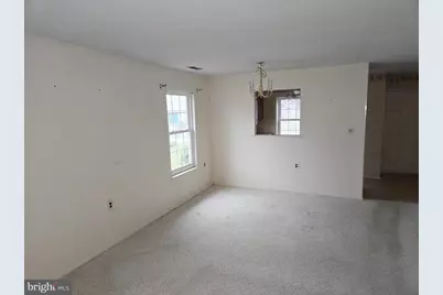 27 Kelly Drive, West Deptford, NJ 08096 - Photo 9