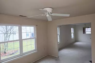 27 Kelly Dr, West Deptford, NJ 08096 - Photo 3