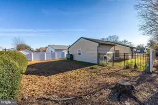 17 Hickory Ln, Swedesboro, NJ 08085 - Photo 17