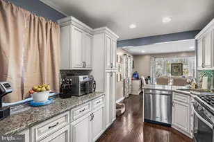 321 May Ave, West Deptford, NJ 08096 - Photo 11