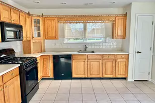 46 Maple Leaf Cir, Sewell, NJ 08080 - Photo 11