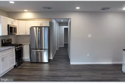 34 Delsea Dr S #B, Glassboro, NJ 08028 - Photo 9