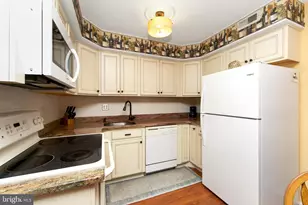 206 Winding Way, Westville, NJ 08093 - Photo 5