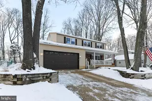 565 Cambridge Rd, Blackwood, NJ 08012 - Photo 3