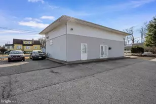 901 Crown Point Rd, Westville, NJ 08093 - Photo 1