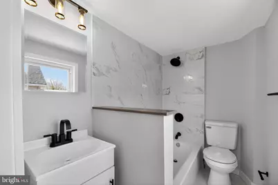 129 W Washington Street, Paulsboro, NJ 08066 - Photo 23