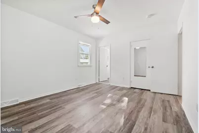 773 W Jersey Avenue, Woodbury Heights, NJ 08097 - Photo 19