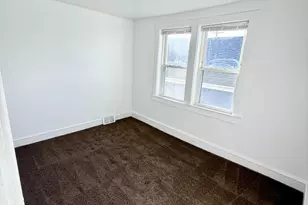 335 W Buck St, Paulsboro, NJ 08066 - Photo 9