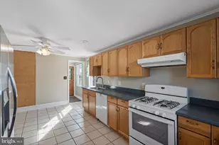 923 N Main St, Glassboro, NJ 08028 - Photo 11