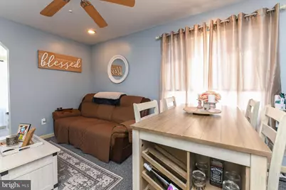 322 W Washington Street, Paulsboro, NJ 08066 - Photo 9